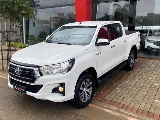 TOYOTA HILUX 2.8 SRV 4X4 CD 16V DIESEL 4P AUTOMÁTICO TOYOTA HILUX 2.8 SRV 4X4 CD 16V DIESEL 4P AUTOMÁTICO